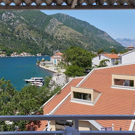 Apartment Plagenti With Sea View Kotor Luaran gambar