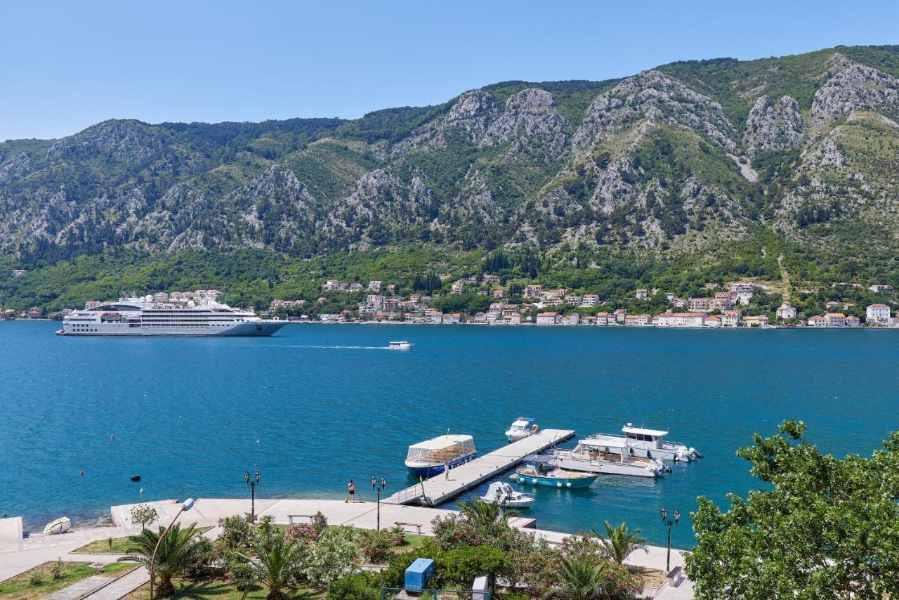 Apartment Plagenti With Sea View Kotor Luaran gambar